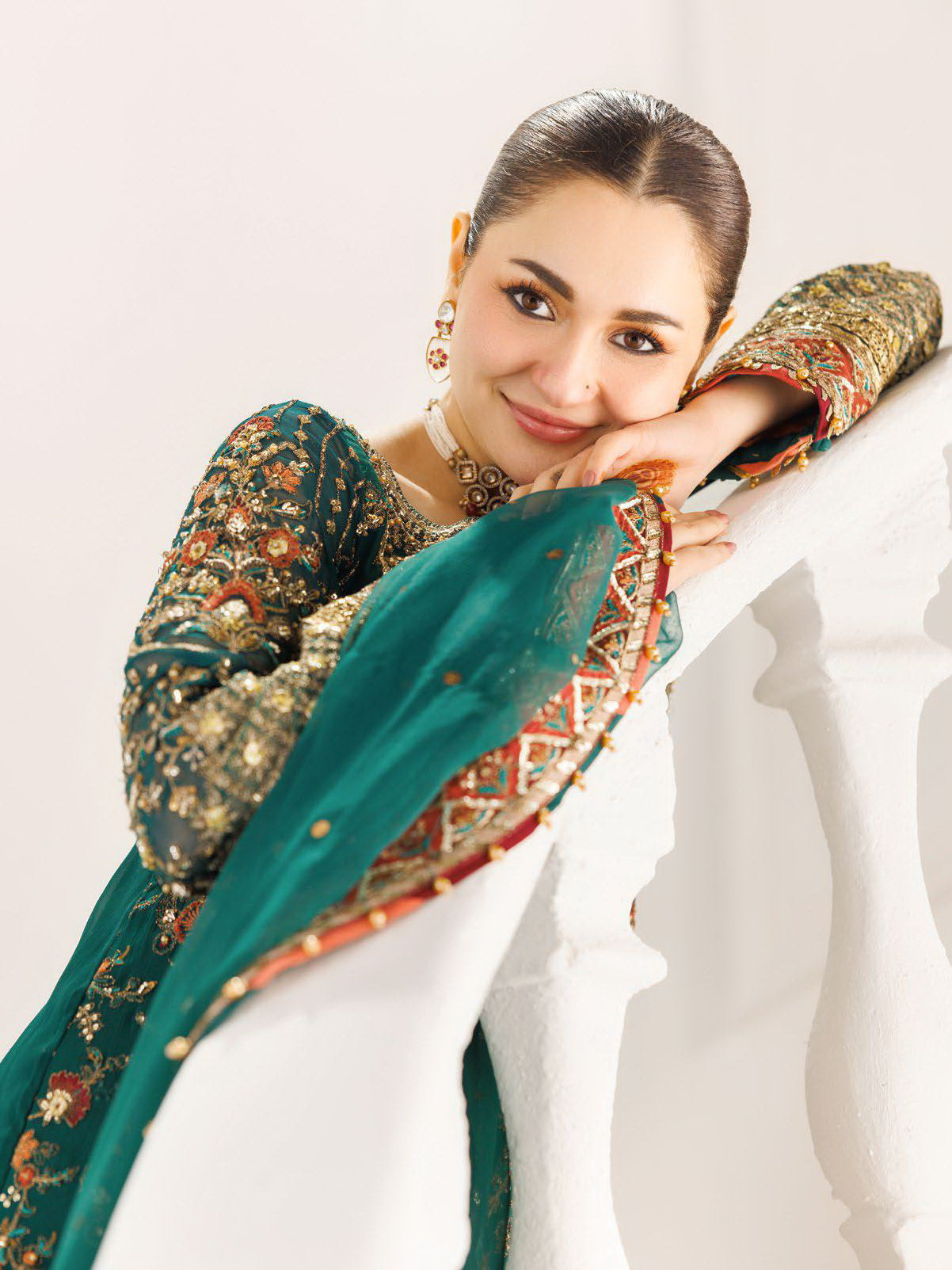 Charizma Dastan-e-Jashan Luxury Chiffon Unstitched 3Pc Suit DJ5-01