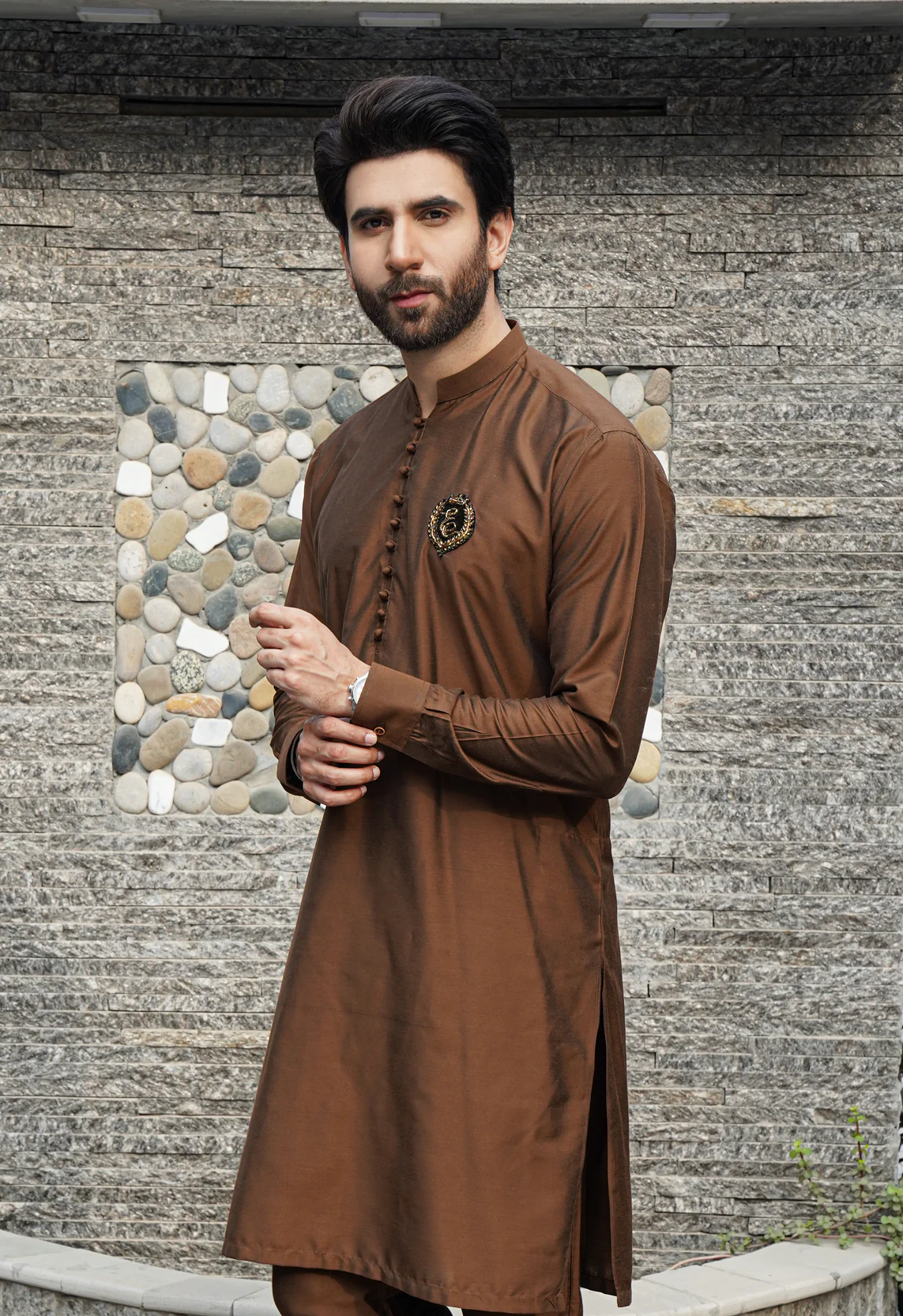 ER 577 Brown Raw Silk Kurta And Trouser With Signature Logo